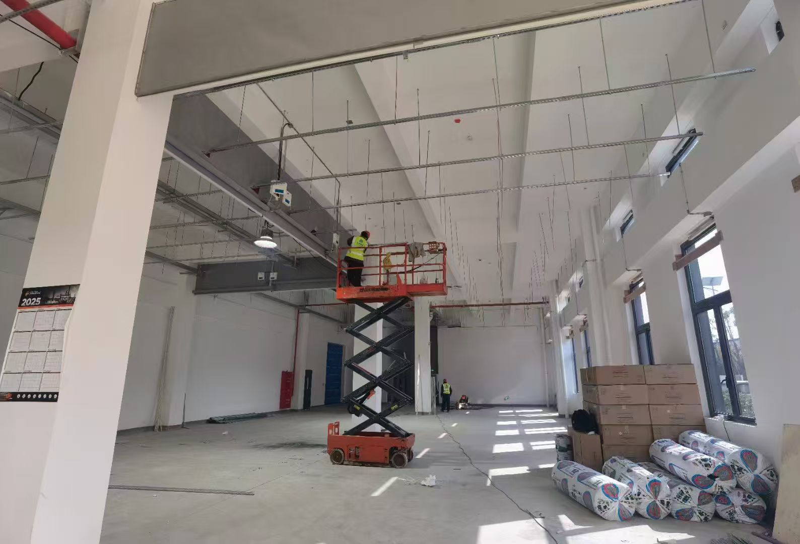 廠房裝修吊頂施工